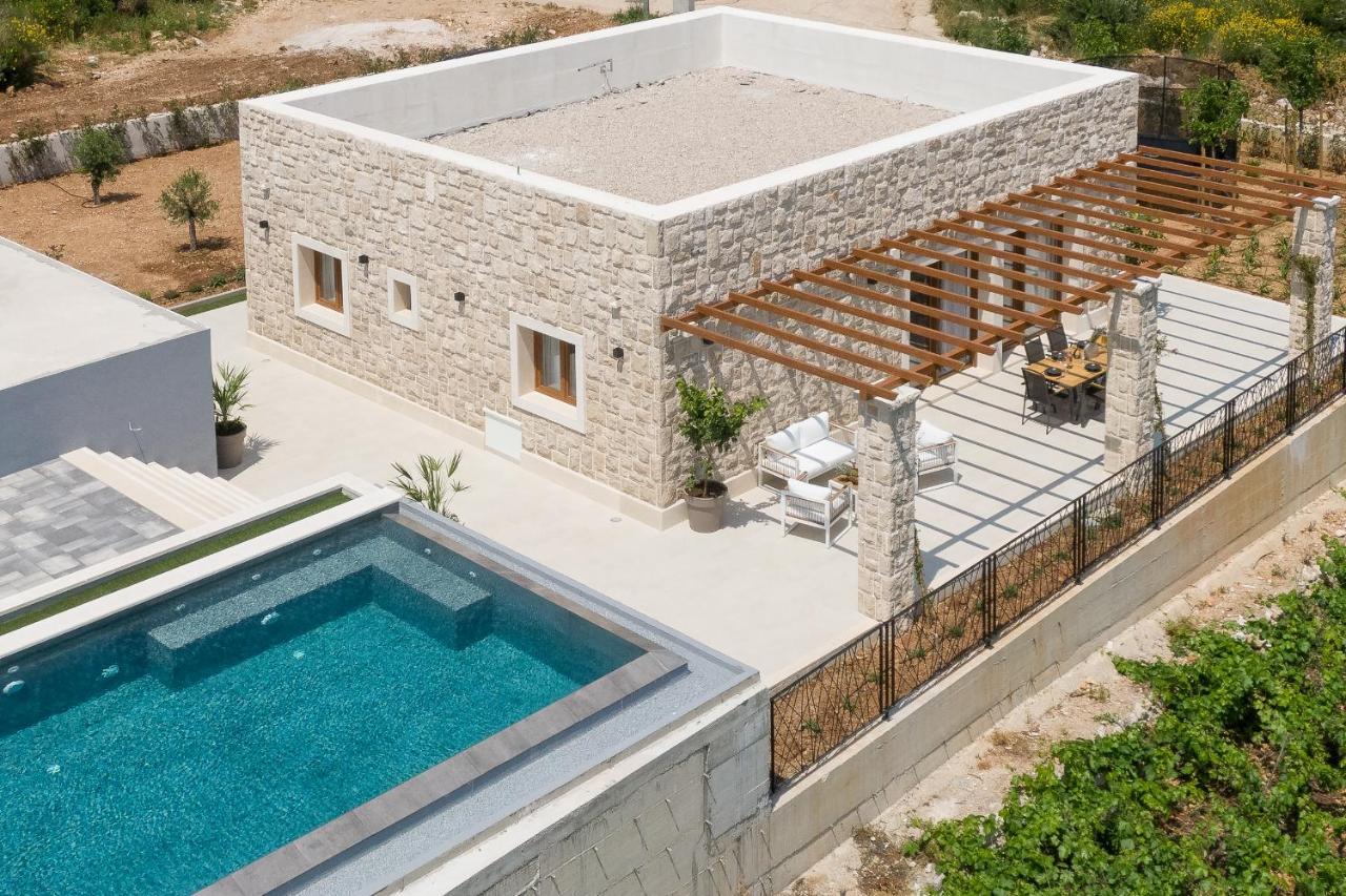 Horizon Villa *